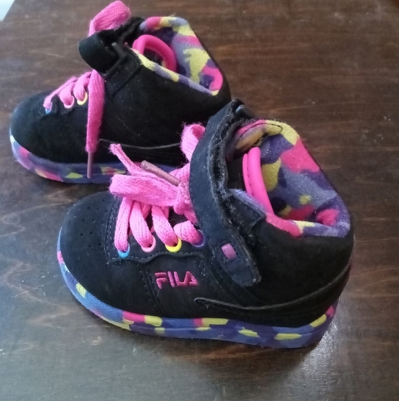 FILA Neon & Black Hi-top Lace Sneakers - Picture 3 of 6